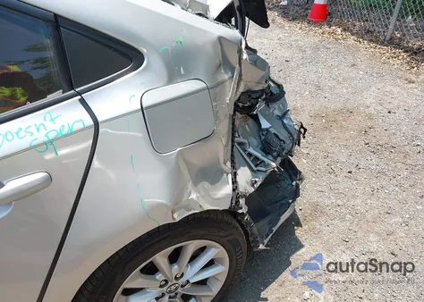 2020 Toyota Corolla Le из США, поврежденный, VIN 5YFHPRAE8LP014641